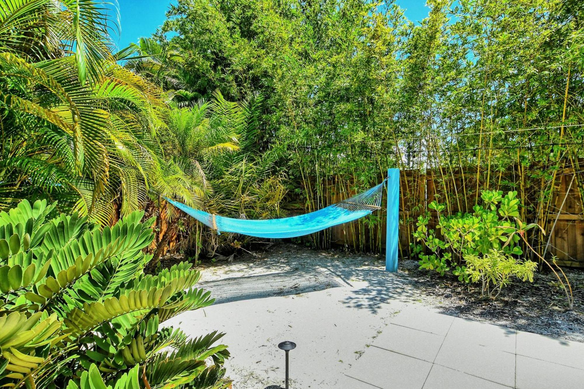 Siesta Key Palms Resort Point O'Rocks 外观 照片