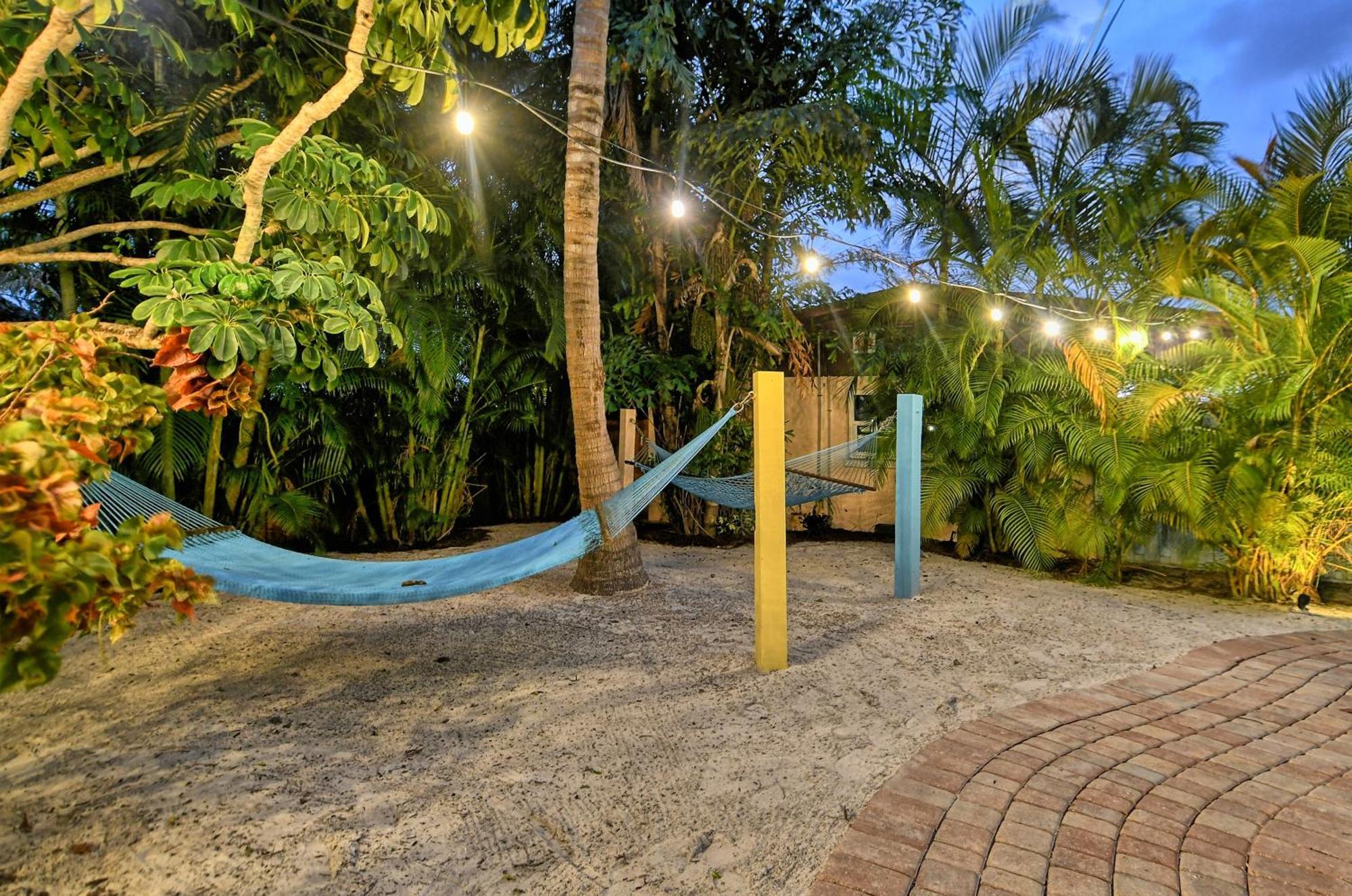 Siesta Key Palms Resort Point O'Rocks 外观 照片