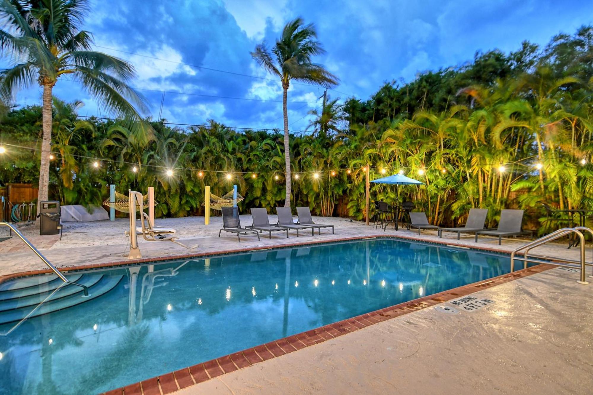 Siesta Key Palms Resort Point O'Rocks 外观 照片